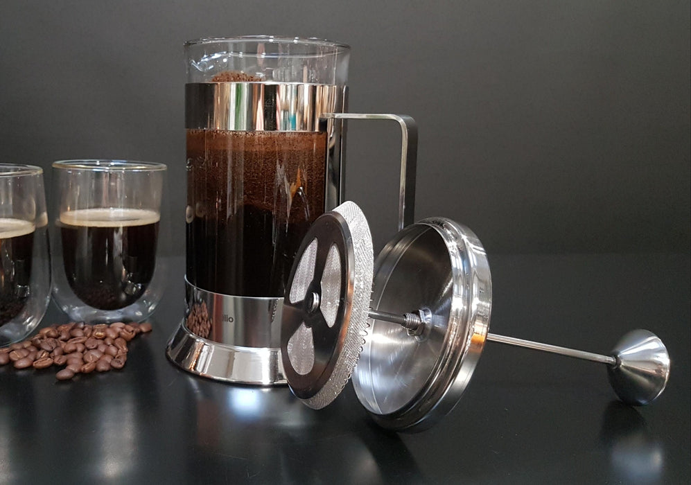 Stempelkande 1 liter (8 kopper) Rustfrit stål / glas  Lav nemt kaffe eller te på denne elegante stempelkande af poleret rustfrit stål og varmebestandigt specialglas.